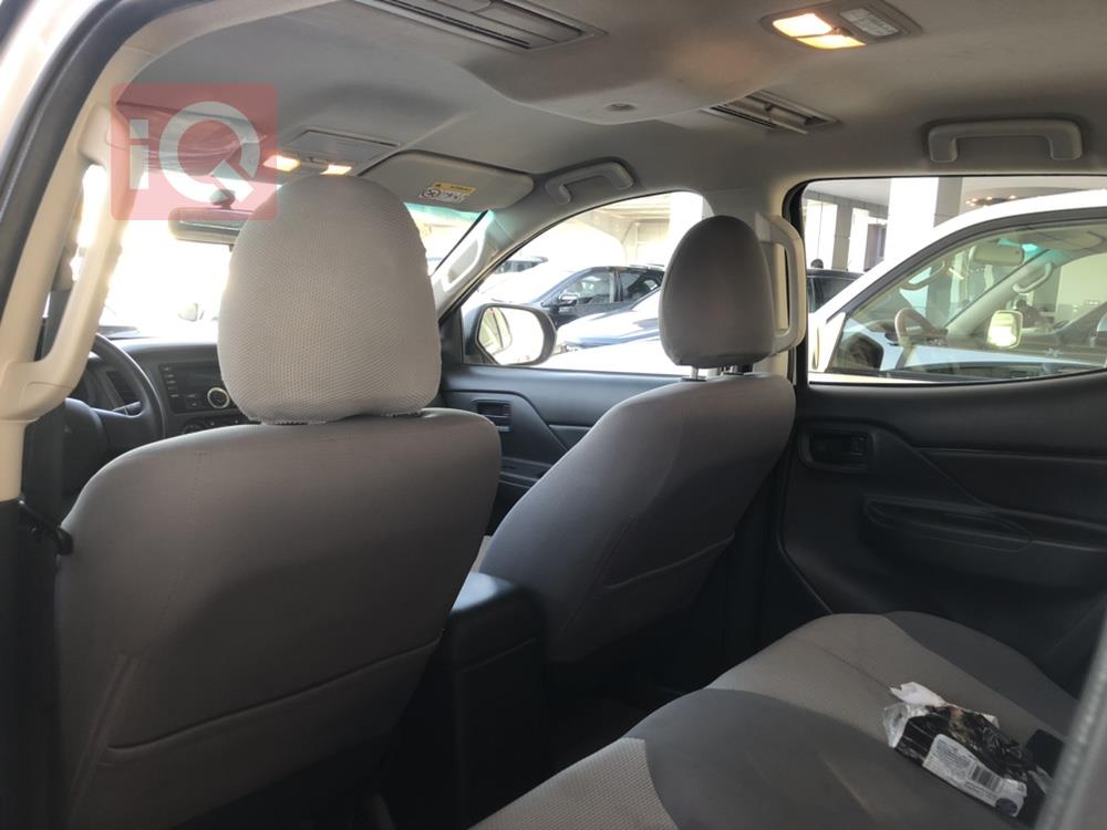 ميتسوبيشي L200